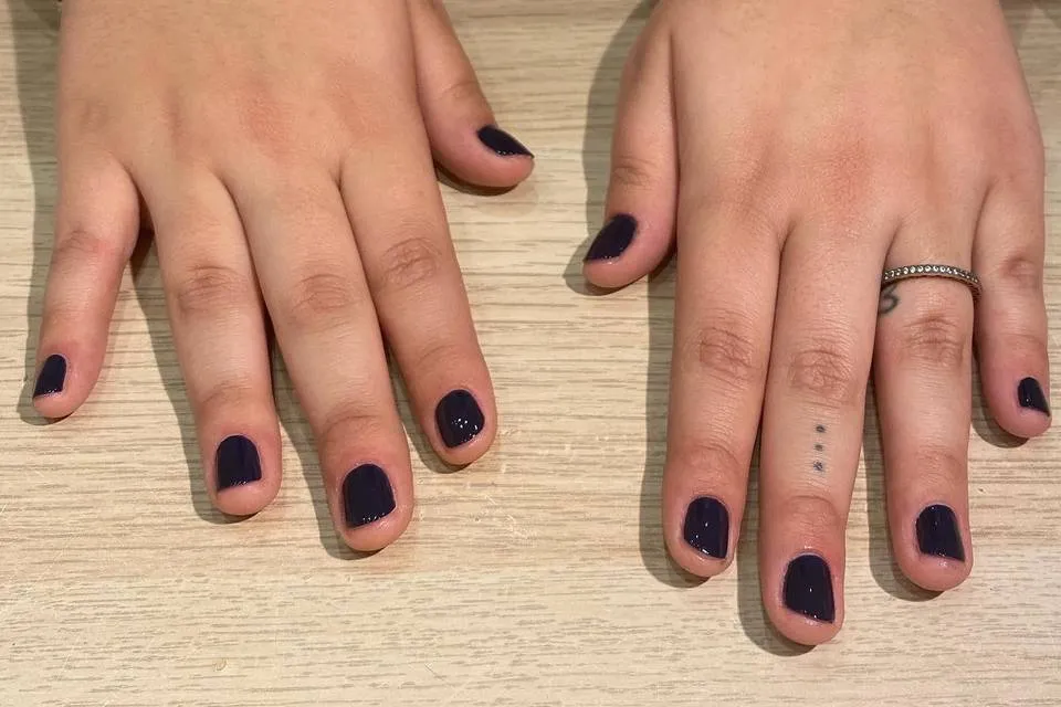 Esmaltado en tono nude